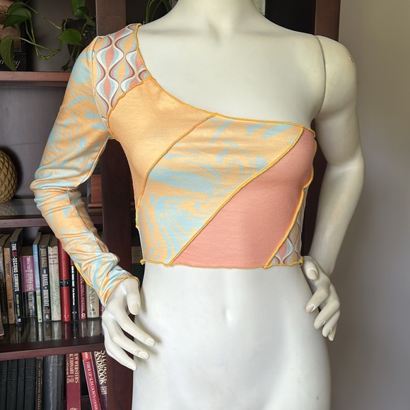 NWT Princess Polly Otis Orange Multicolor one Arm Top - Picture 3 of 8